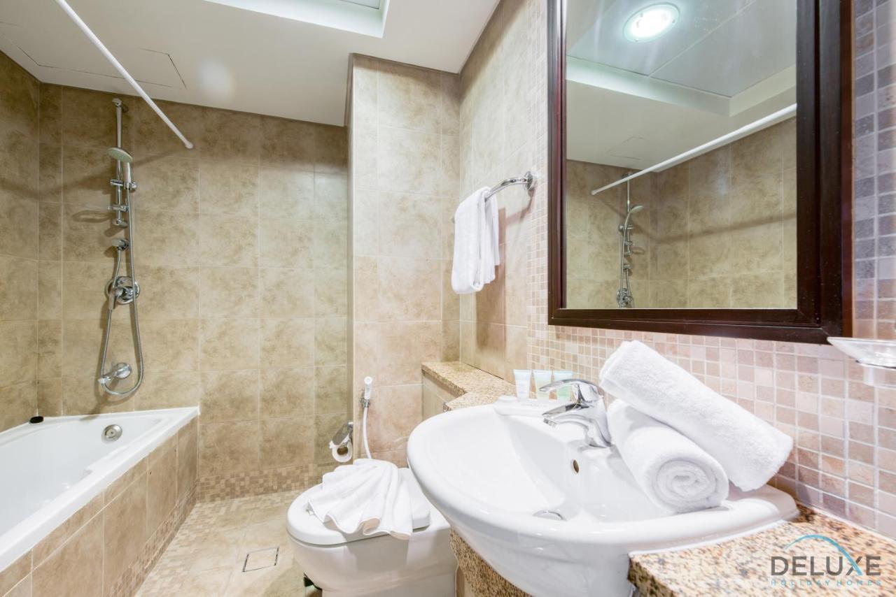 Calm Studio At Sky Gardens Difc By Deluxe Holiday Homes Dubai Exterior foto